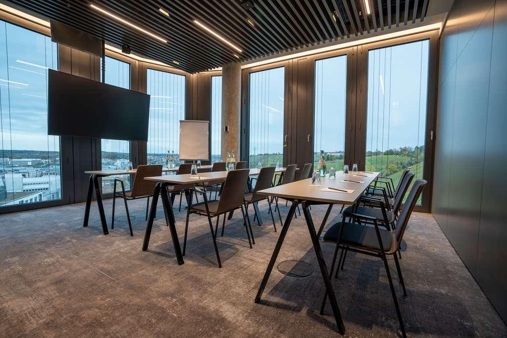 Radisson Blu Hotel At Porsche Design Tower Stuttgart Facilities photo