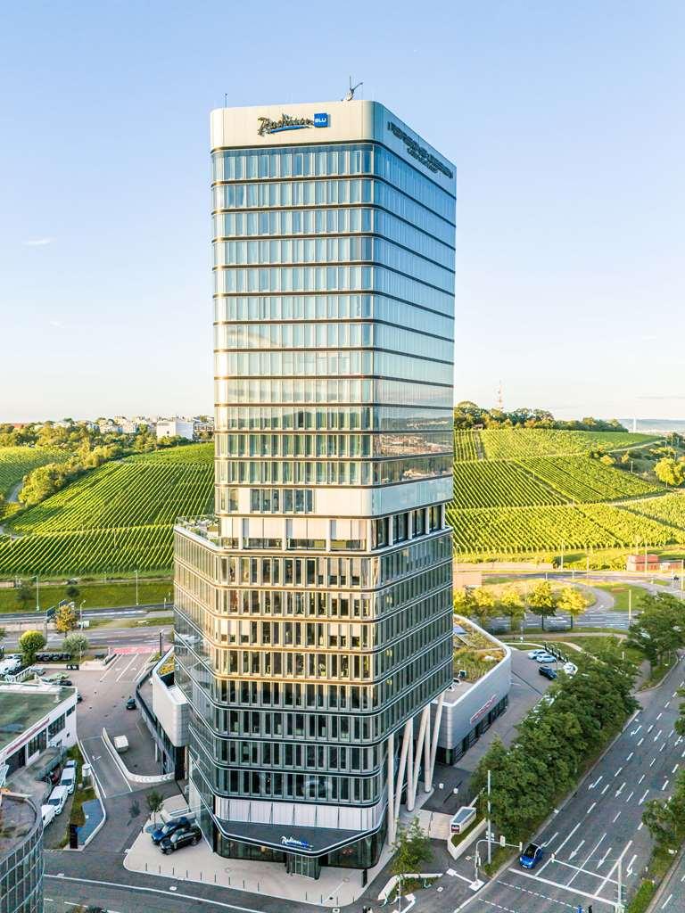 Radisson Blu Hotel At Porsche Design Tower Stuttgart Exterior photo